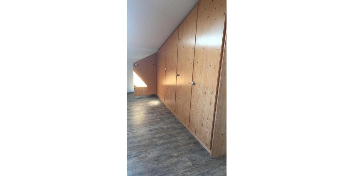 Dachgeschoßwohnung Berglern - 2 Zimmer, 50 m&sup2;, 970&euro; | Angebot:26638662