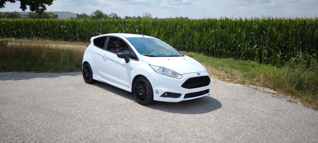 Ford Fiesta 179.747 km 6.500 &euro; Weng 84187