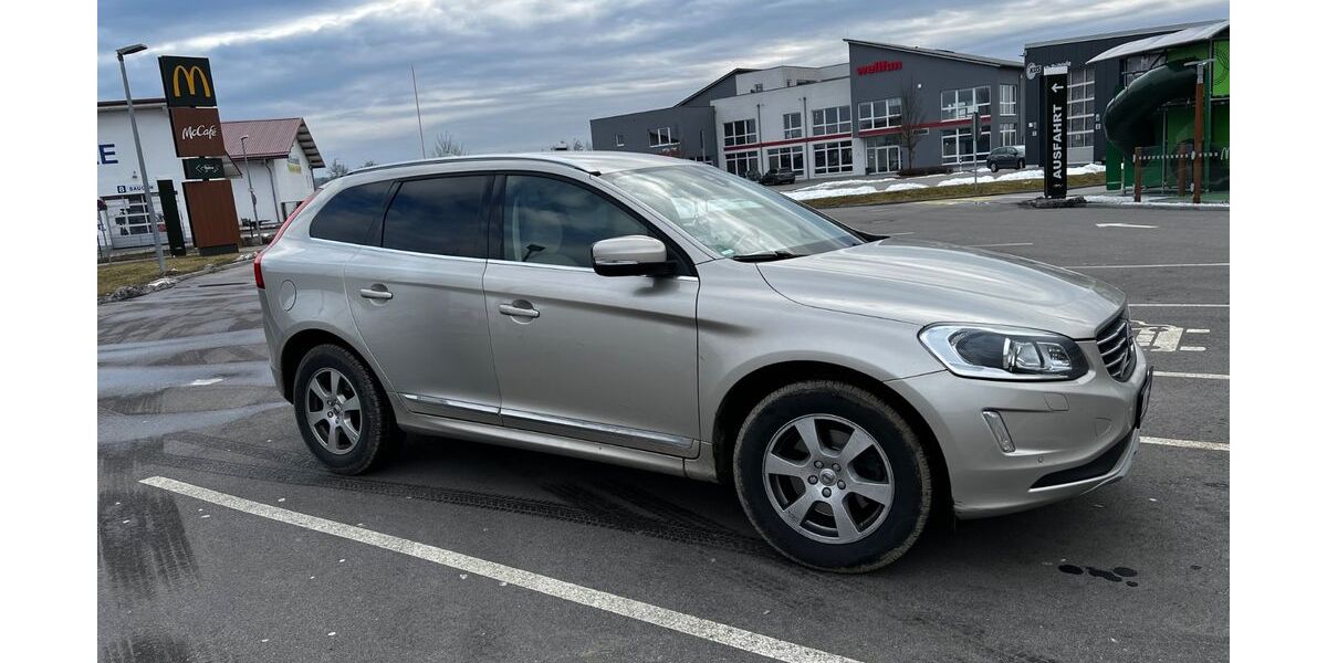 Volvo XC60 120.000 km 22.400 &euro; Neufahrn 84088