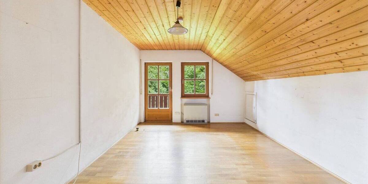 Einfamilienhaus Landshut Achdorf - 8 Zimmer, 200 m&sup2;, 995.000&euro; | Angebot:25695131