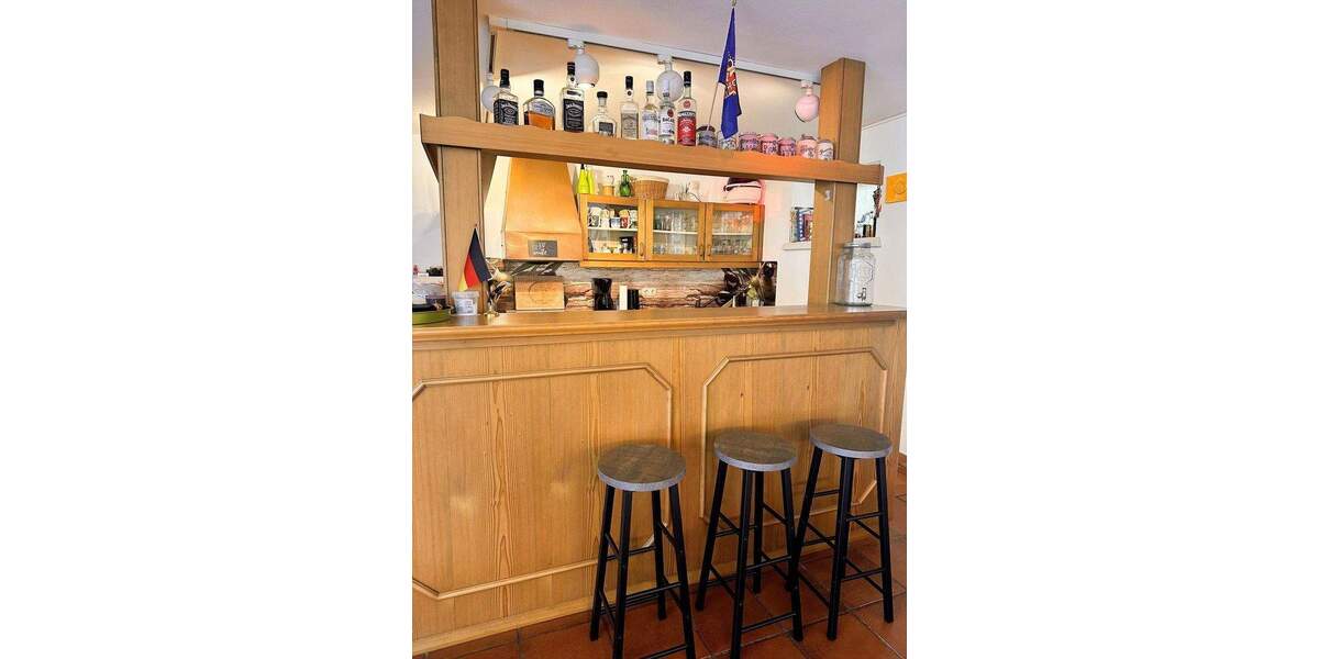 Einfamilienhaus Nandlstadt - 8 Zimmer, 300 m&sup2;, 930.000&euro; | Angebot:25716310