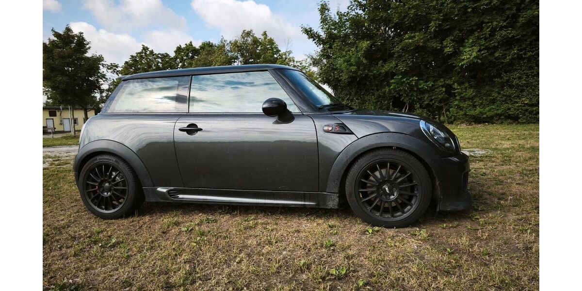 Mini Cooper S 129.000 km 9.990 &euro; Loiching 84180