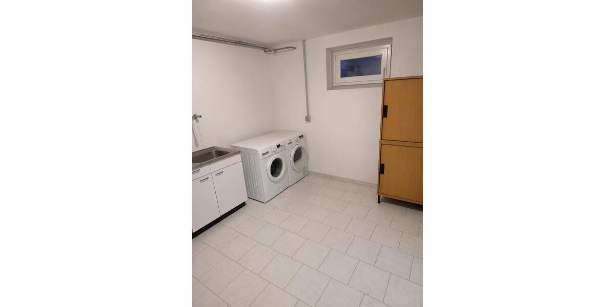 Etagenwohnung Mengkofen - 4 Zimmer, 100 m&sup2;, 900&euro; | Angebot:26626316