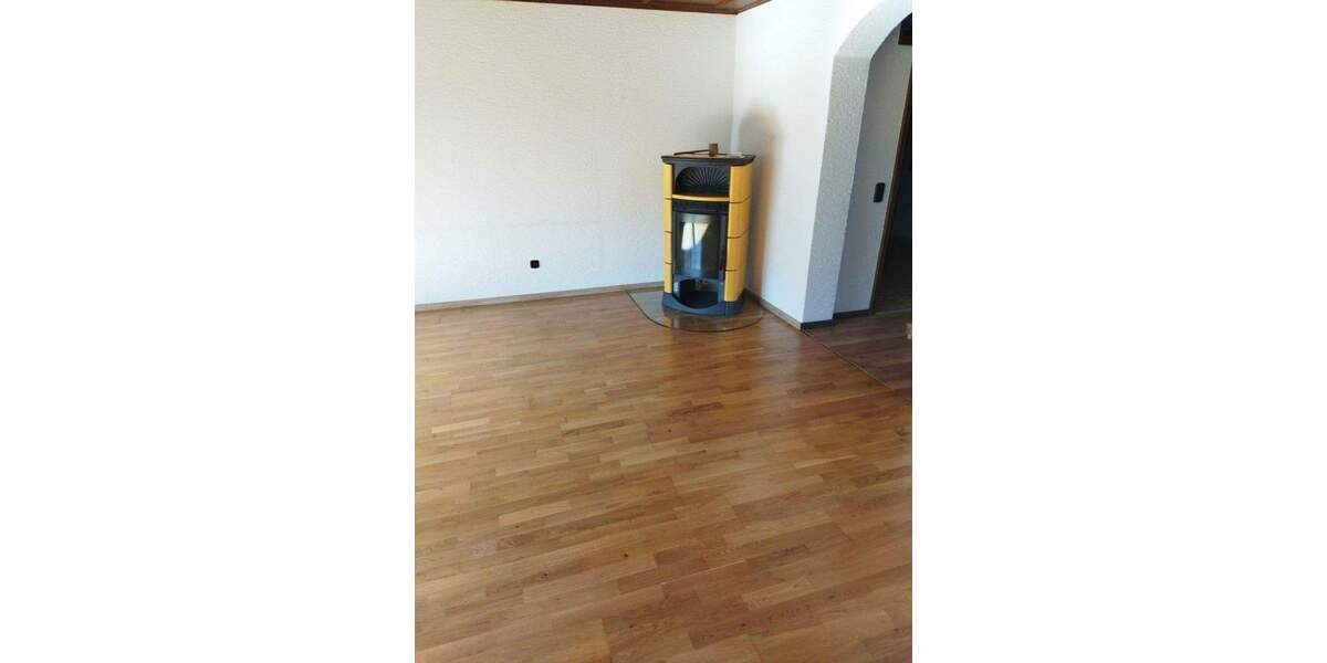 Bungalow löching Kronwieden - 7 Zimmer, 200 m&sup2;, 575.000&euro; | Angebot:25760407