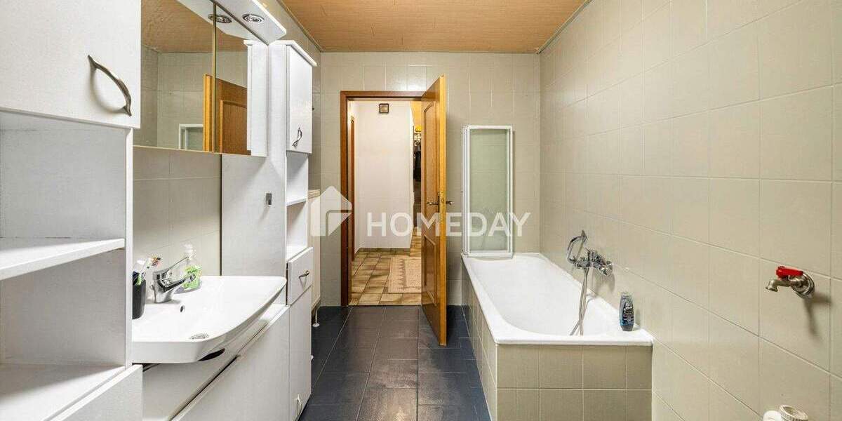 Einfamilienhaus Dingolfing - 9 Zimmer, 212 m&sup2;, 515.000&euro; | Angebot:25702897