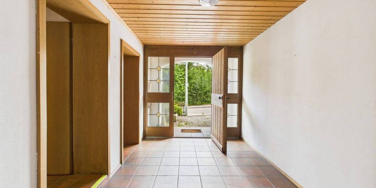 Einfamilienhaus Landshut Achdorf - 8 Zimmer, 200 m&sup2;, 995.000&euro; | Angebot:25695131