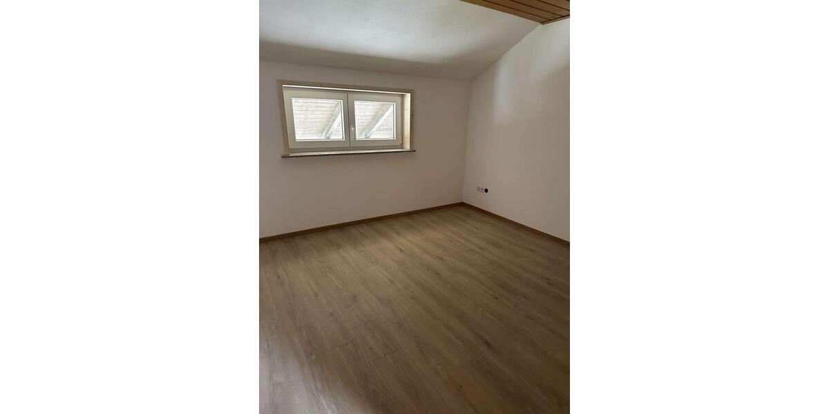 Erdgeschoßwohnung Wörth an der Isar - 3 Zimmer, 85 m&sup2;, 995&euro; | Angebot:26258944