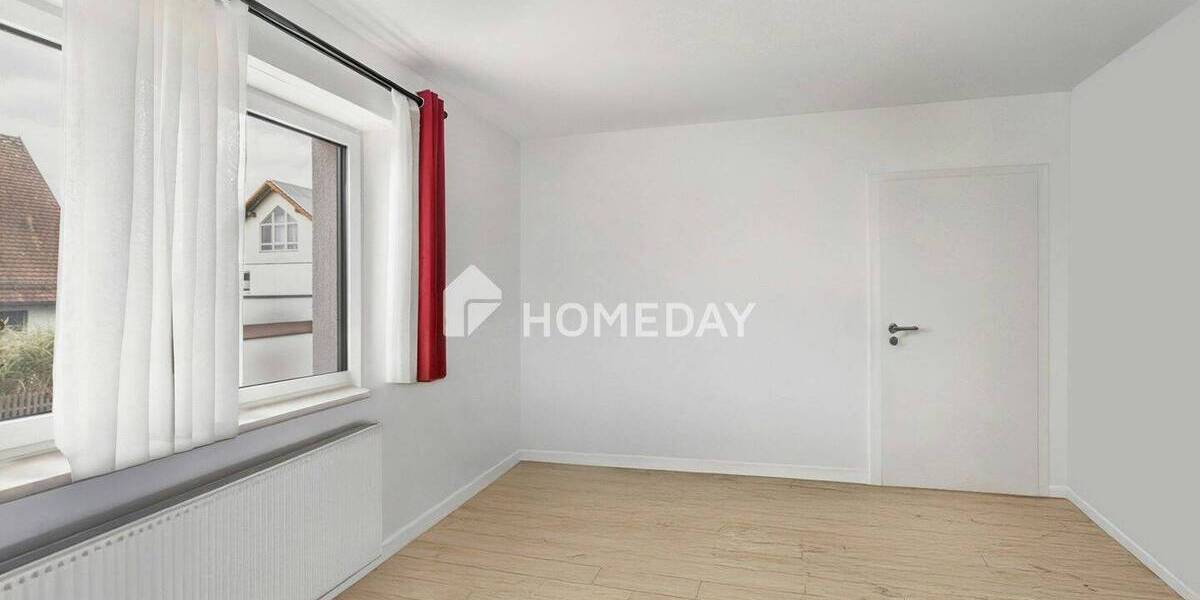 Mehrfamilienhaus, Wohnhaus Pfeffenhausen - 6 Zimmer, 210 m&sup2;, 570.000&euro; | Angebot:25677380