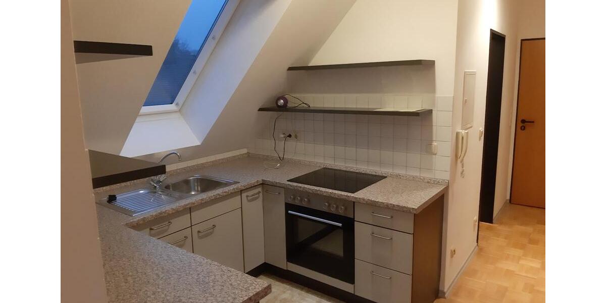 Dachgeschoßwohnung Pfeffenhausen - 1 Zimmer, 27 m&sup2;, 350&euro; | Angebot:25964477