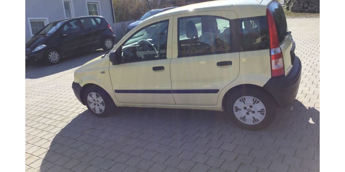 Fiat Panda 207.000 km 1.950 &euro; Poxau 84163