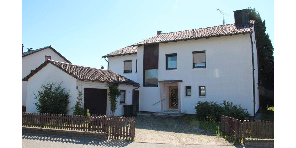 Einfamilienhaus Aham-Loizenkirchen Loizenkirchen - 9 Zimmer, 213 m&sup2;, 435.000&euro; | Angebot:25770490