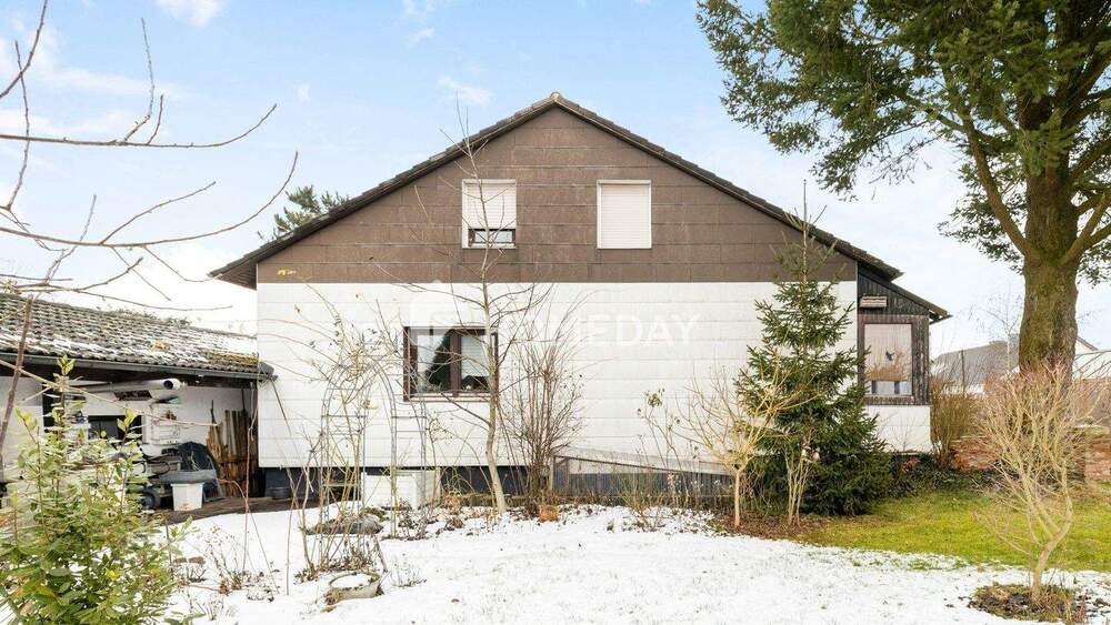 Einfamilienhaus Rohr in Niederbayern Rohr - 7 Zimmer, 192 m&sup2;, 499.000&euro; | Angebot:25677786