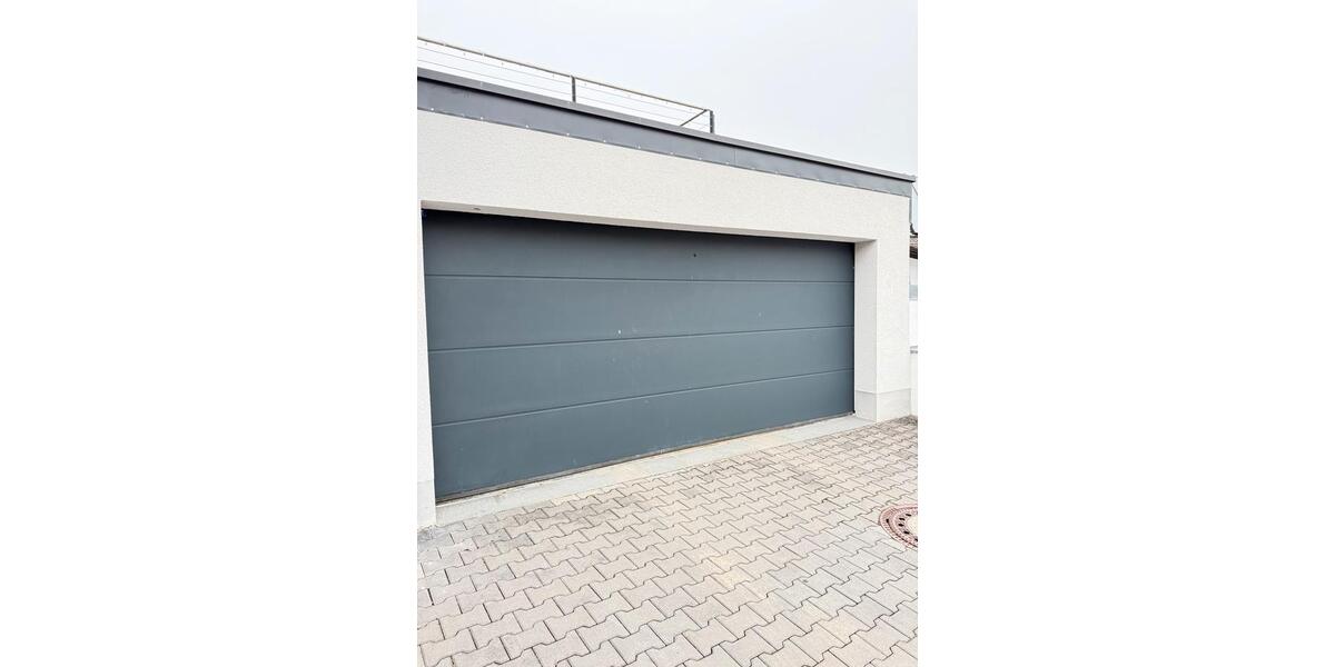 Erdgeschoßwohnung Kumhausen - 3.5 Zimmer, 145 m&sup2;, 1.900&euro; | Angebot:25990720