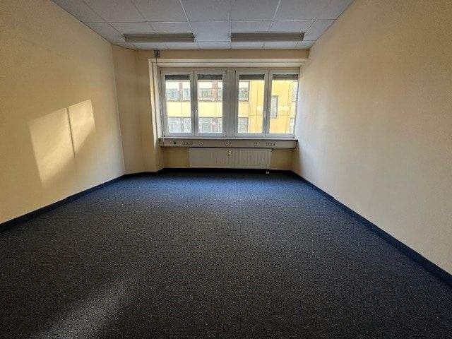 Gewerbeobjekt Landshut Industriegebiet - 6 Zimmer, 158 m&sup2;, 1.030&euro; | Angebot:25744113