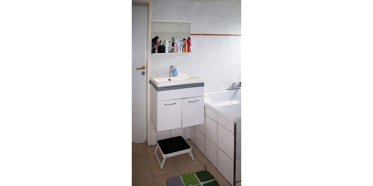 Einfamilienhaus Egglkofen - 6 Zimmer, 144 m&sup2;, 330.000&euro; | Angebot:25776657