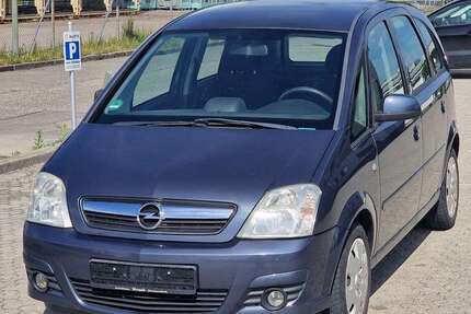 Opel Meriva 118.500 km 2.999 &euro; Landshut 84032