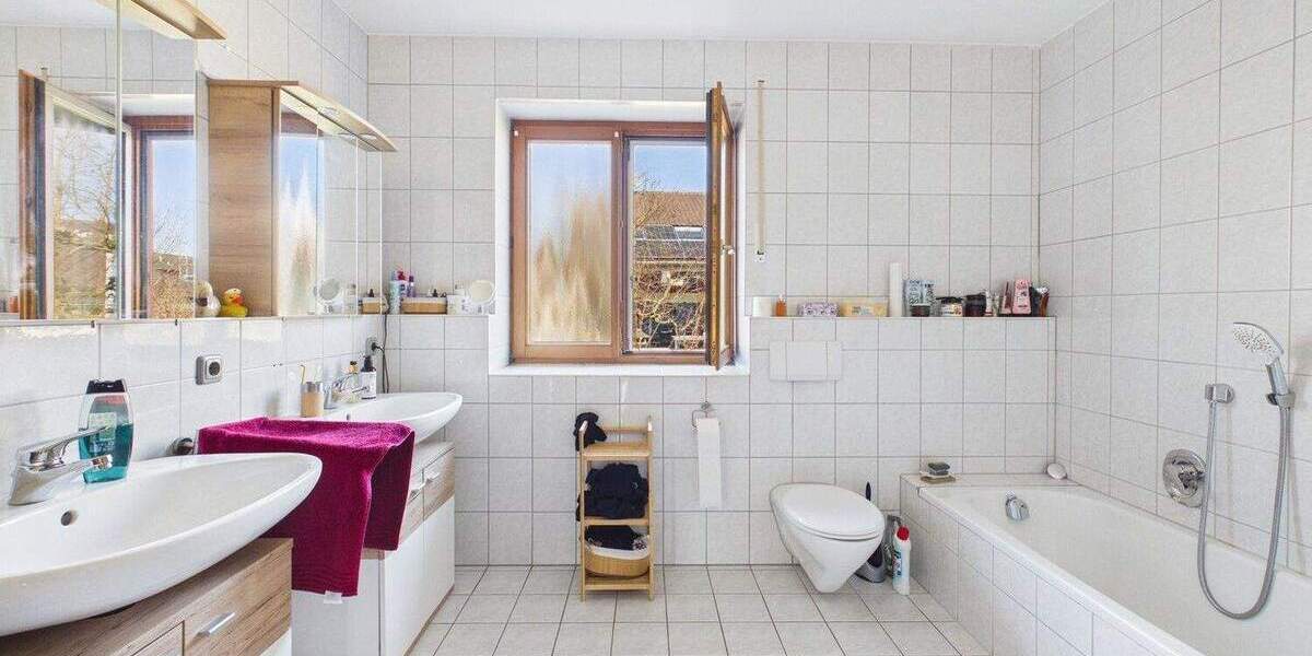 Doppelhaushälfte Altdorf - 4 Zimmer, 124 m&sup2;, 595.000&euro; | Angebot:25821430