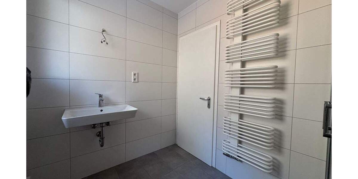 Doppelhaushälfte Landshut Achdorf - 6 Zimmer, 137 m&sup2;, 1.830&euro; | Angebot:25727535