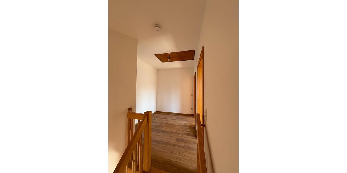 Reihenhaus Vilsbiburg - 4 Zimmer, 115 m&sup2;, 1.300&euro; | Angebot:25853604