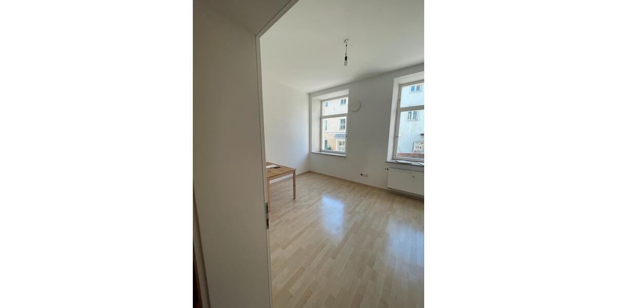 Erdgeschoßwohnung Vilsheim - 1.5 Zimmer, 29 m&sup2;, 770&euro; | Angebot:25755030