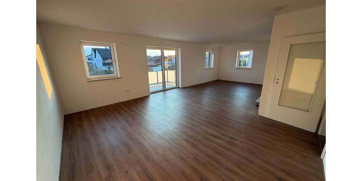 Etagenwohnung Dingolfing - 4.5 Zimmer, 116 m&sup2;, 1.300&euro; | Angebot:25857740