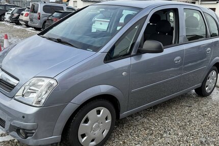 Opel Meriva Edition 1.6i Automatik Klima PDC 92.500 km 2.890 &euro; Altdorf 84032