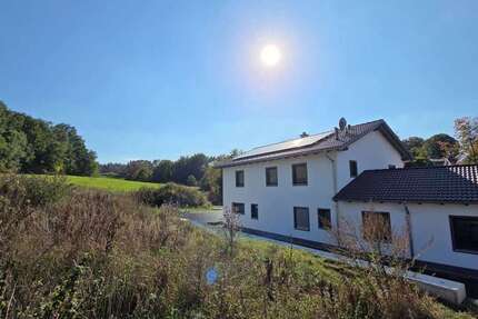 Haus Pfeffenhausen - 6.5 Zimmer, 192 m&sup2;, 648.000&euro; | Angebot:27662946