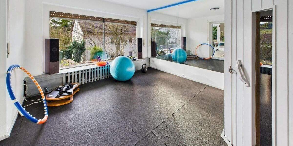 Einfamilienhaus Buch - 8 Zimmer, 236 m&sup2;, 985.000&euro; | Angebot:25744253