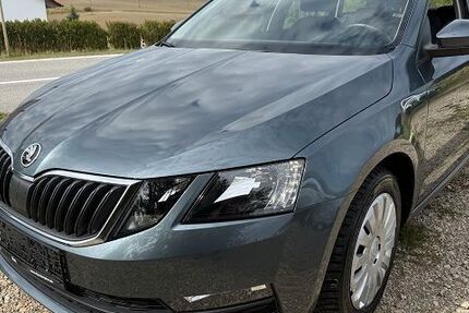 Skoda Octavia 92.000 km 12.250 &euro; Obergolzaberg 84106