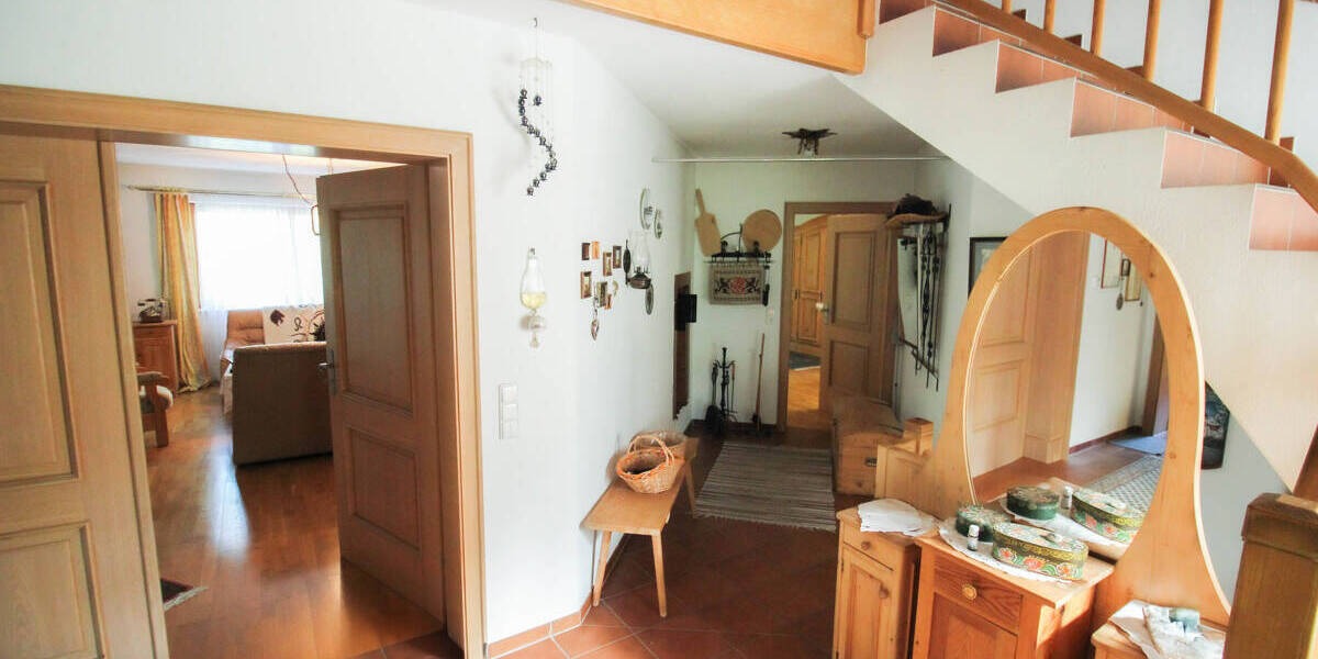 Einfamilienhaus Ergoldsbach Langenhettenbach - 5 Zimmer, 191 m&sup2;, 595.000&euro; | Angebot:25692675