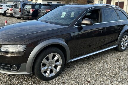 Audi A4 Allroad 2.0 TFSI S-Tronic Bi-Xenon Navi LED 228.900 km 10.900 &euro; Altdorf 84032