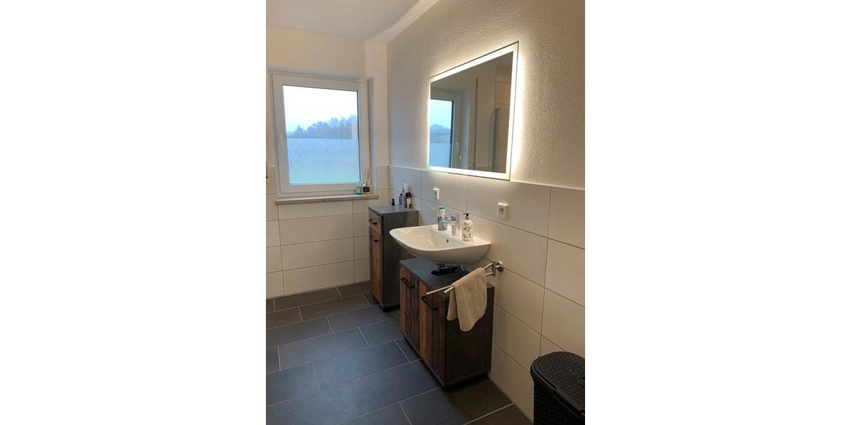 Etagenwohnung Rottenburg an der Laaber - 2 Zimmer, 65 m&sup2;, 690&euro; | Angebot:26498608