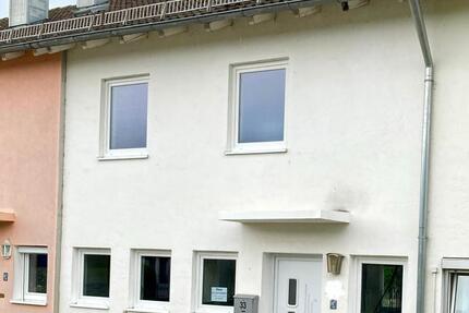 Haus Dingolfing - 3 Zimmer, 100 m&sup2;, 1.300&euro; | Angebot:26623750