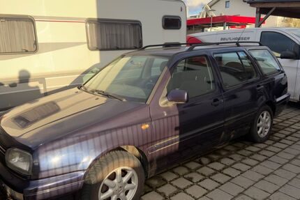 VW Golf 180.000 km 1.400 &euro; Pfeffenhausen 84076
