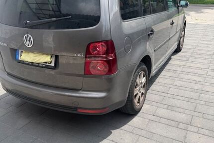 VW Touran 218.250 km 2.900 &euro; Moosburg 85368
