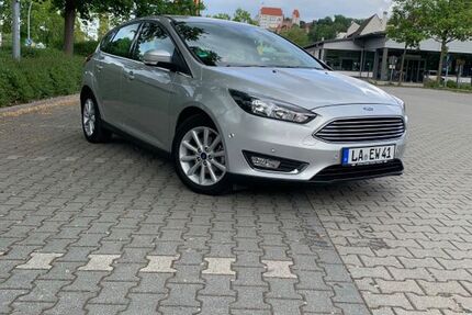Ford Focus 60.540 km 9.800 &euro; Landshut 84036