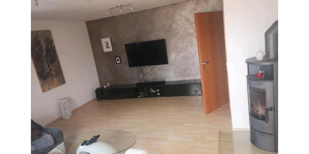 Erdgeschoßwohnung Essenbach - 5 Zimmer, 150 m&sup2;, 1.430&euro; | Angebot:26591666