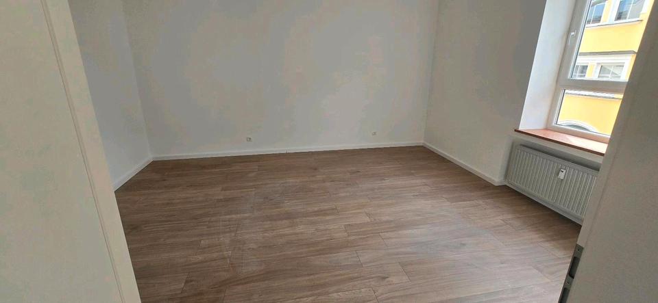 Etagenwohnung Landshut Landshut-West - 3 Zimmer, 3 m&sup2;, 860&euro; | Angebot:25417772