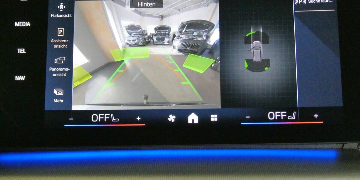 BMW X1 20d xDrive x-Line AHK,Leder,Driv.Ass.Plus 19.600 km 38.990 &euro; Landshut 84030