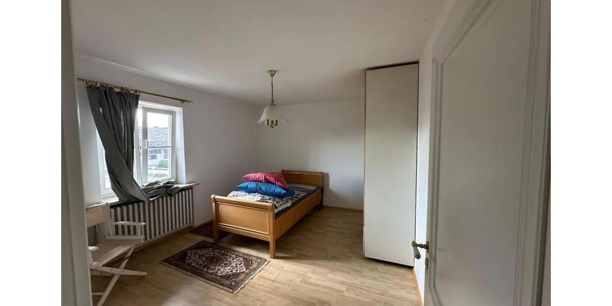 Etagenwohnung Fraunberg - 5 Zimmer, 142 m&sup2;, 1.450&euro; | Angebot:25193811